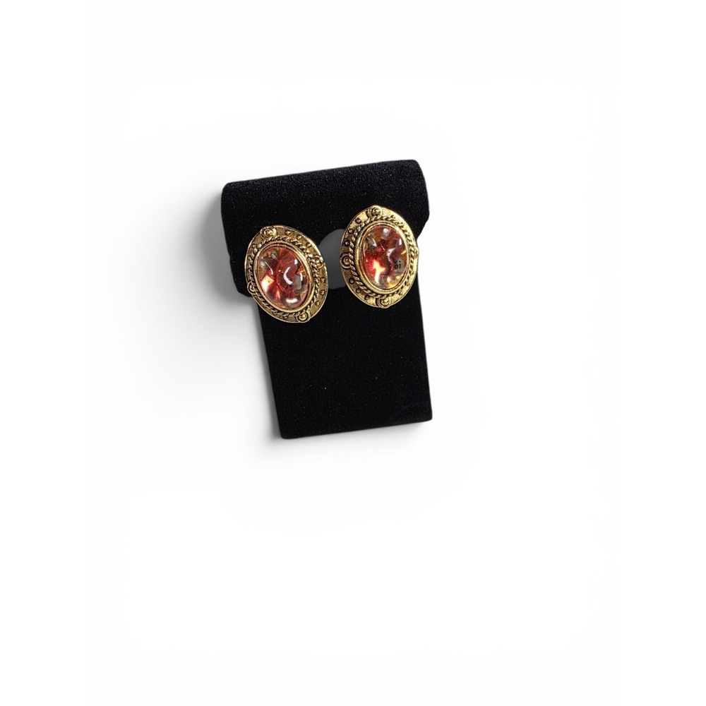 Doncaster Signed Gold Tone Clip-On Stud Earrings Oval Red Glass Cabochon - Picture 2 of 6